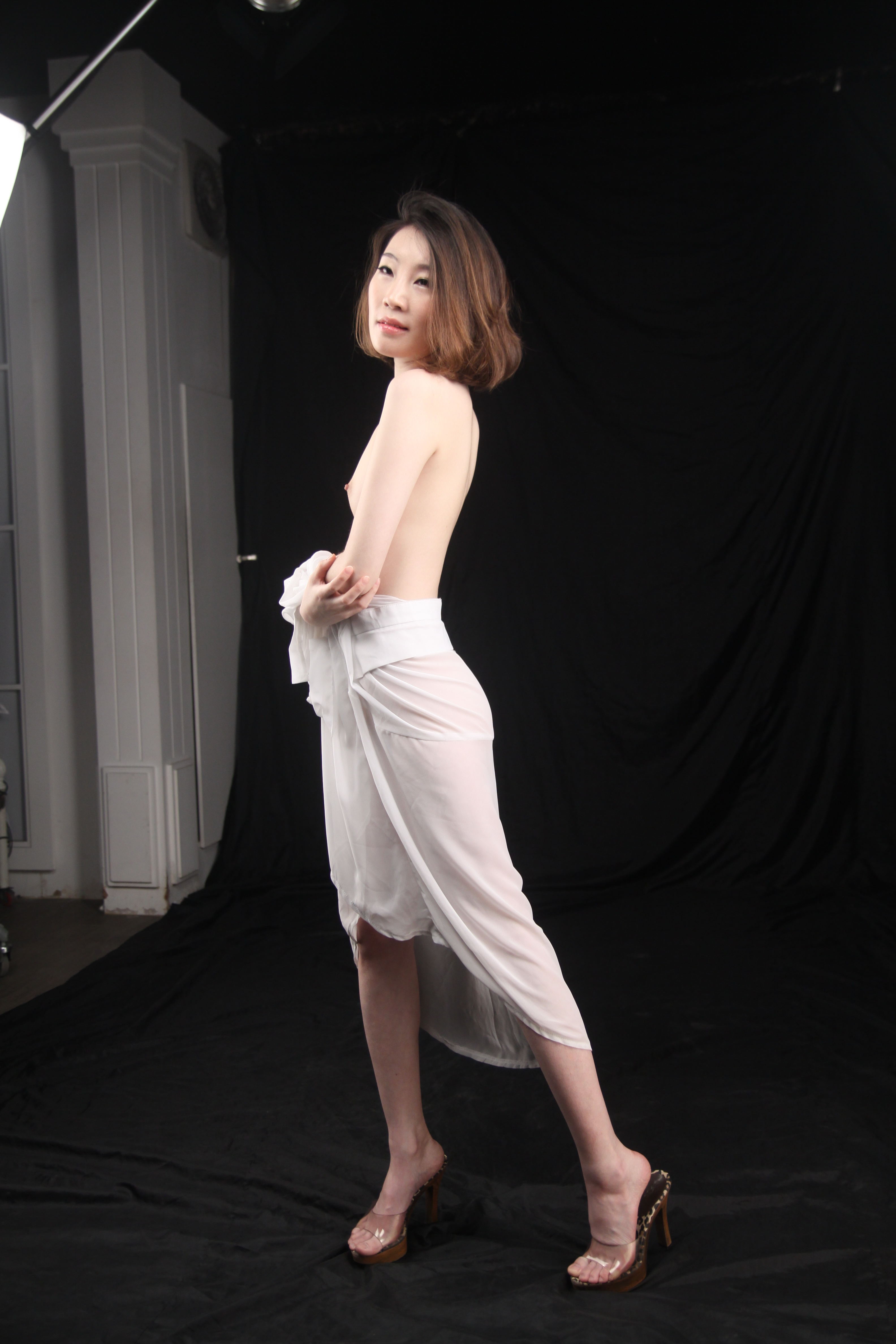 미분류 / 26번 1143장 796메가 j양